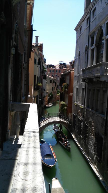 Balcone Sul Canale Venezia Eksteriør bilde